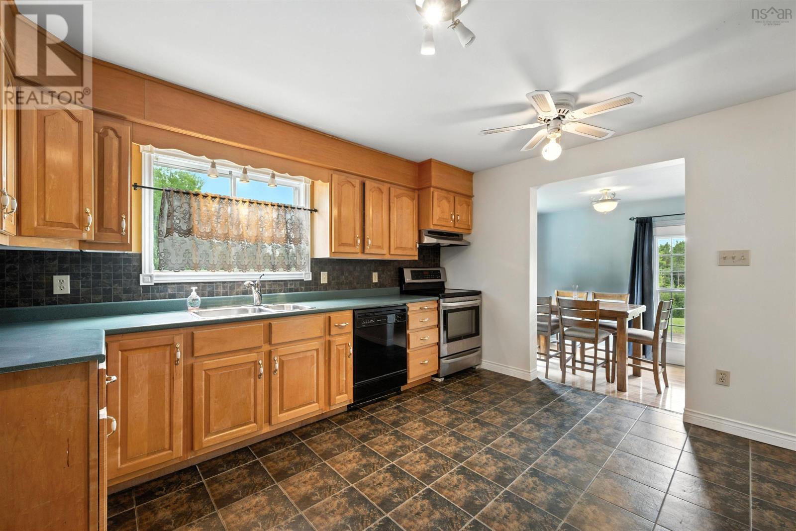 13295 Highway 1, Lockhartville, Nova Scotia  B0P 1P0 - Photo 10 - 202516396