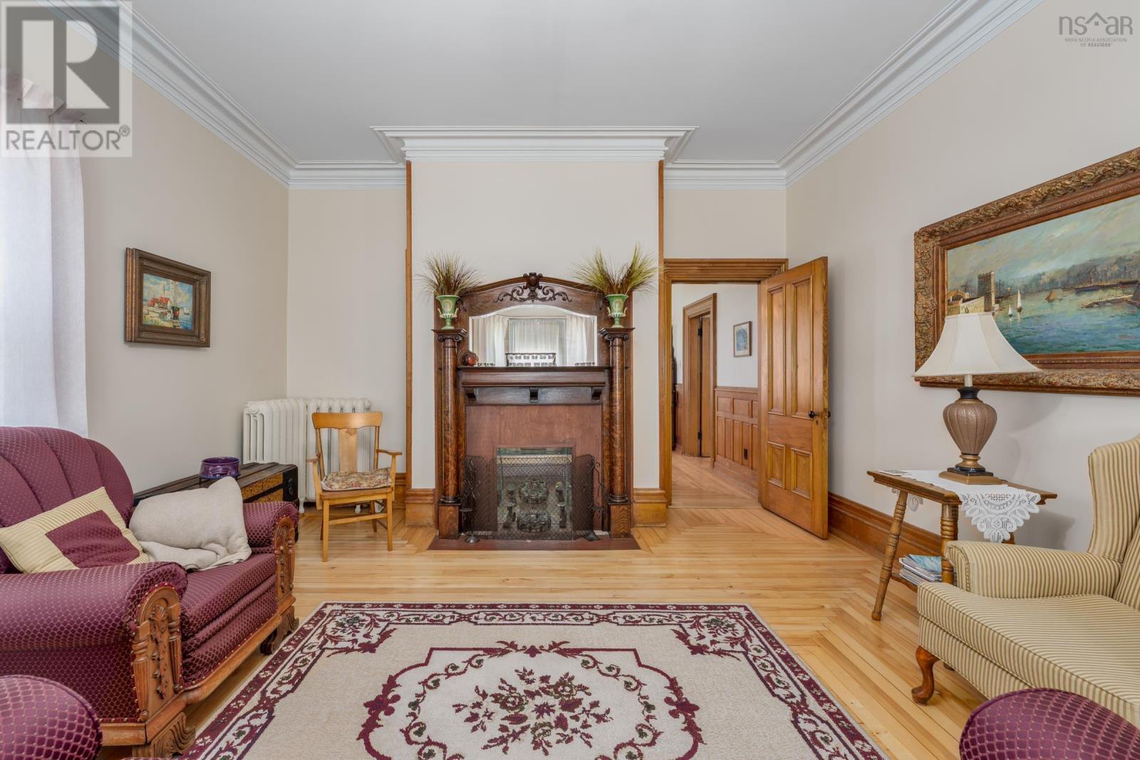 42 Queen Street, Yarmouth, Nova Scotia  B5A 3Y5 - Photo 7 - 202516663