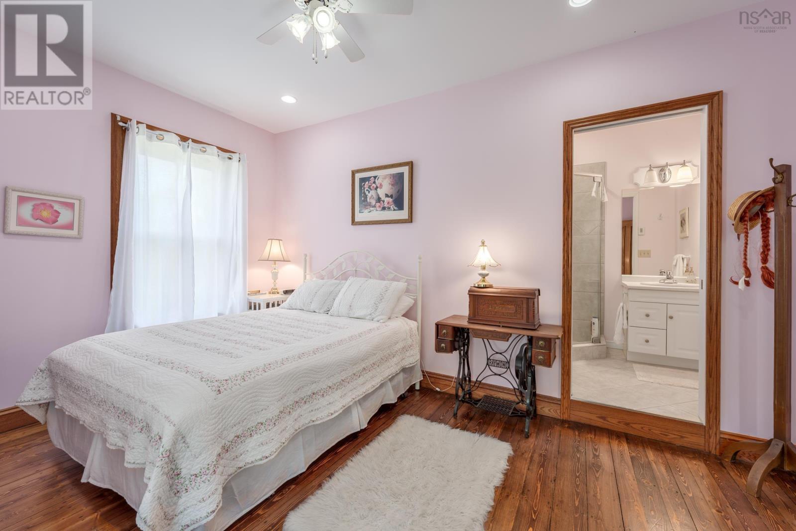 42 Queen Street, Yarmouth, Nova Scotia  B5A 3Y5 - Photo 23 - 202516663