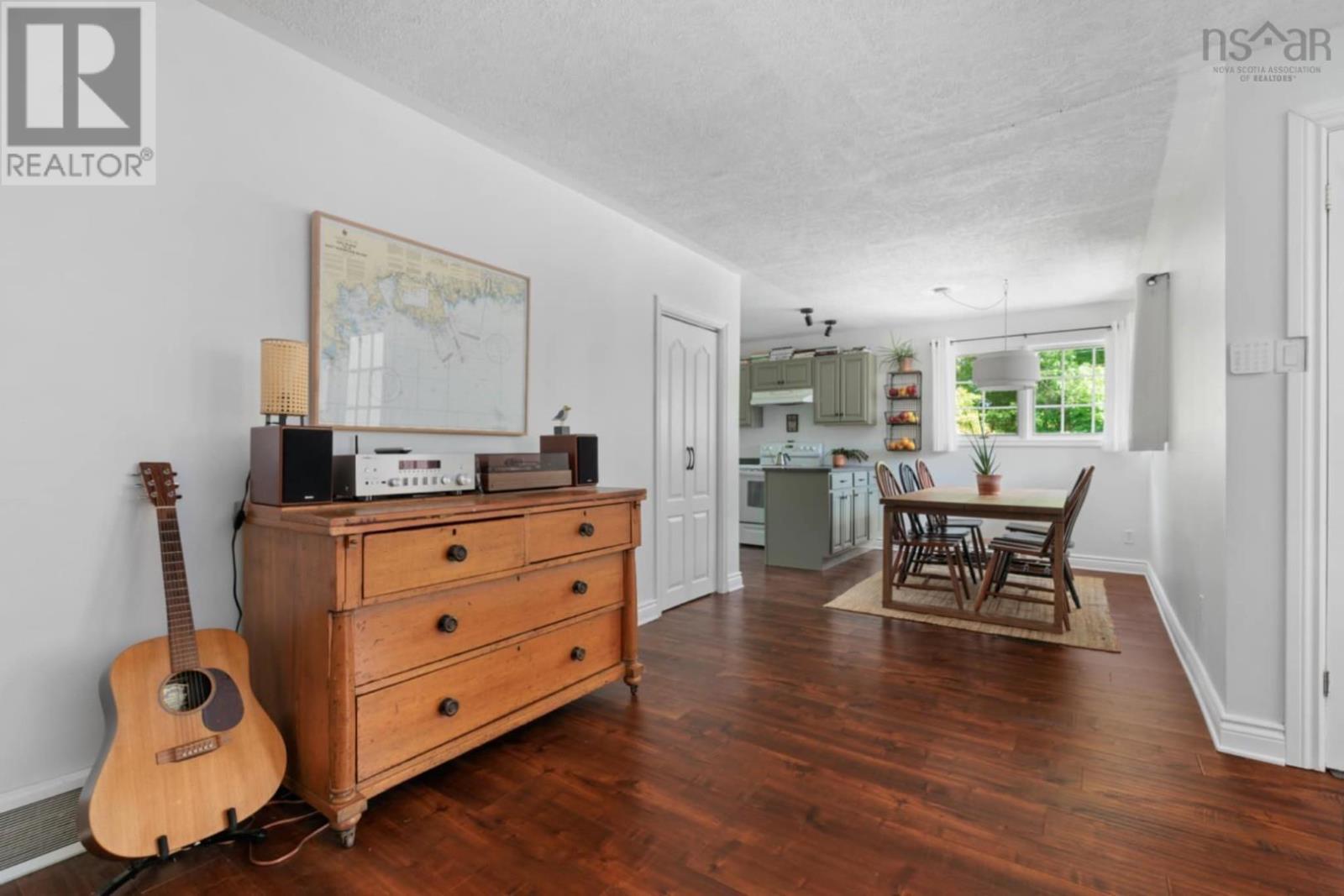 Property at 23 Birchwood Terrace image 5