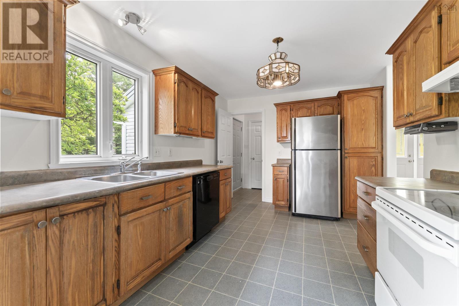 150 Tucker Lake Road, Beaver Bank, Nova Scotia  B4G 1C3 - Photo 14 - 202515310