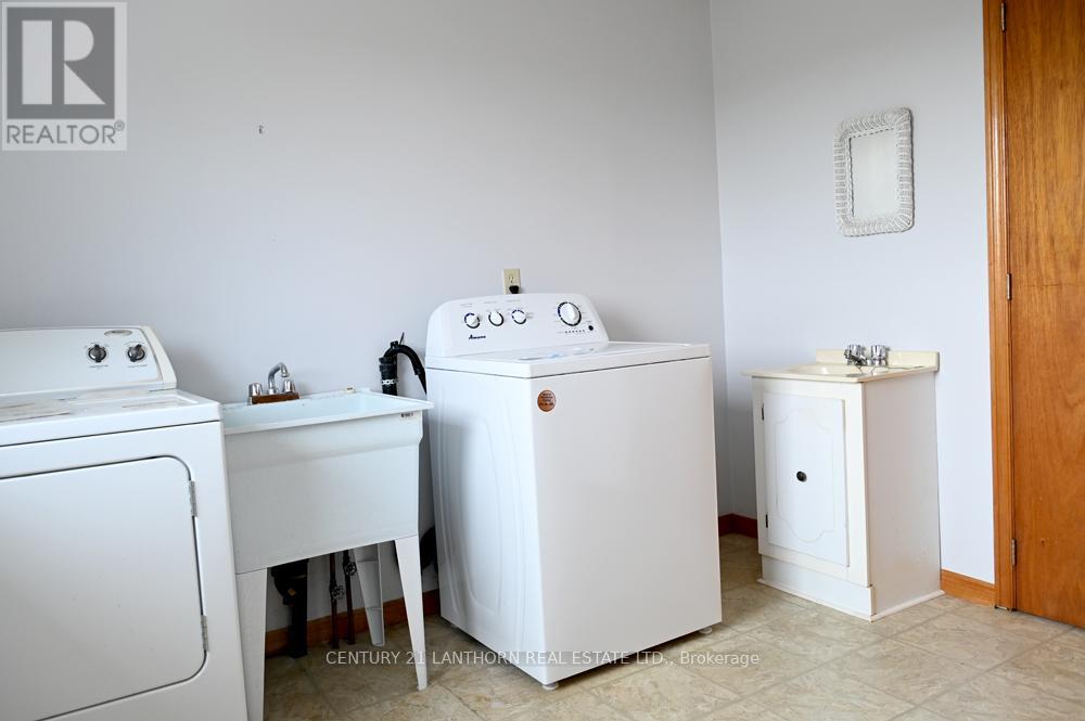 539 Shannon Road, Prince Edward County, Ontario  K0K 2T0 - Photo 25 - X12336564