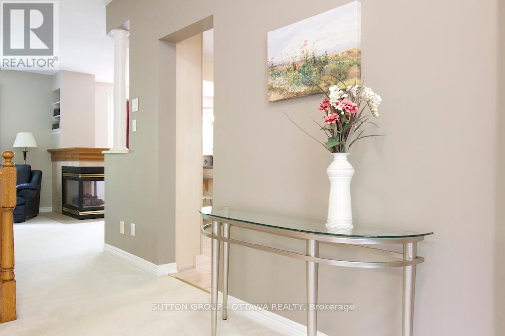 Property at 18 SIROCCO CRESCENT image 4