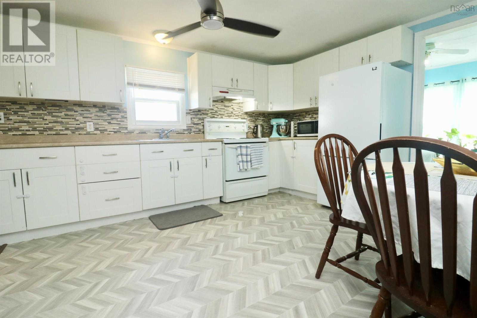 257 Parklane Drive, Lower Sackville, Nova Scotia  B4C 2X2 - Photo 8 - 202519502