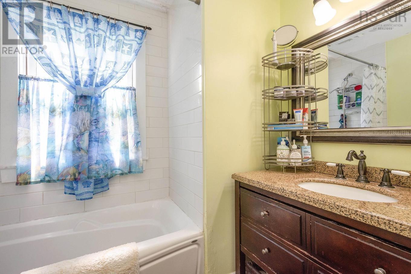 68 Connaught Avenue, Middleton, Nova Scotia  B0S 1P0 - Photo 21 - 202520219