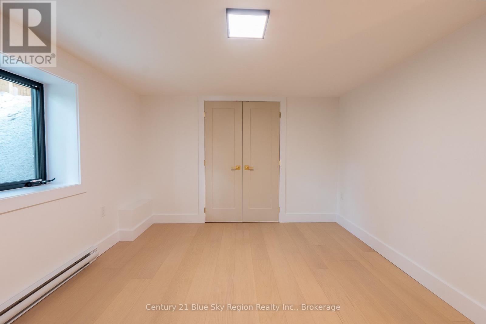 1951 E Peninsula Road, North Bay, Ontario  P1B 8G4 - Photo 14 - X12336553