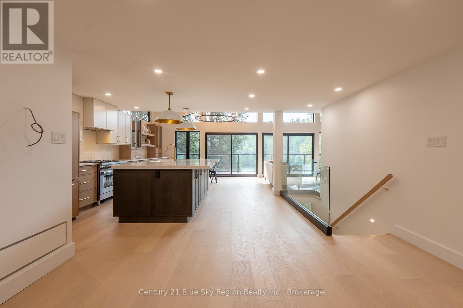 1951 E Peninsula Road, North Bay, Ontario  P1B 8G4 - Photo 24 - X12336553