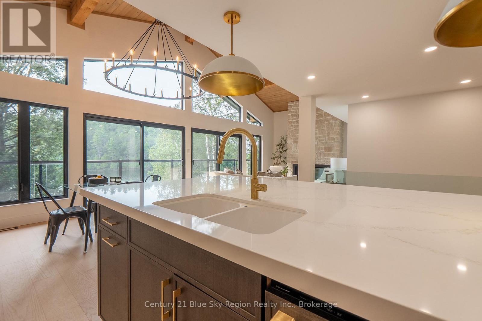 1951 E Peninsula Road, North Bay, Ontario  P1B 8G4 - Photo 31 - X12336553