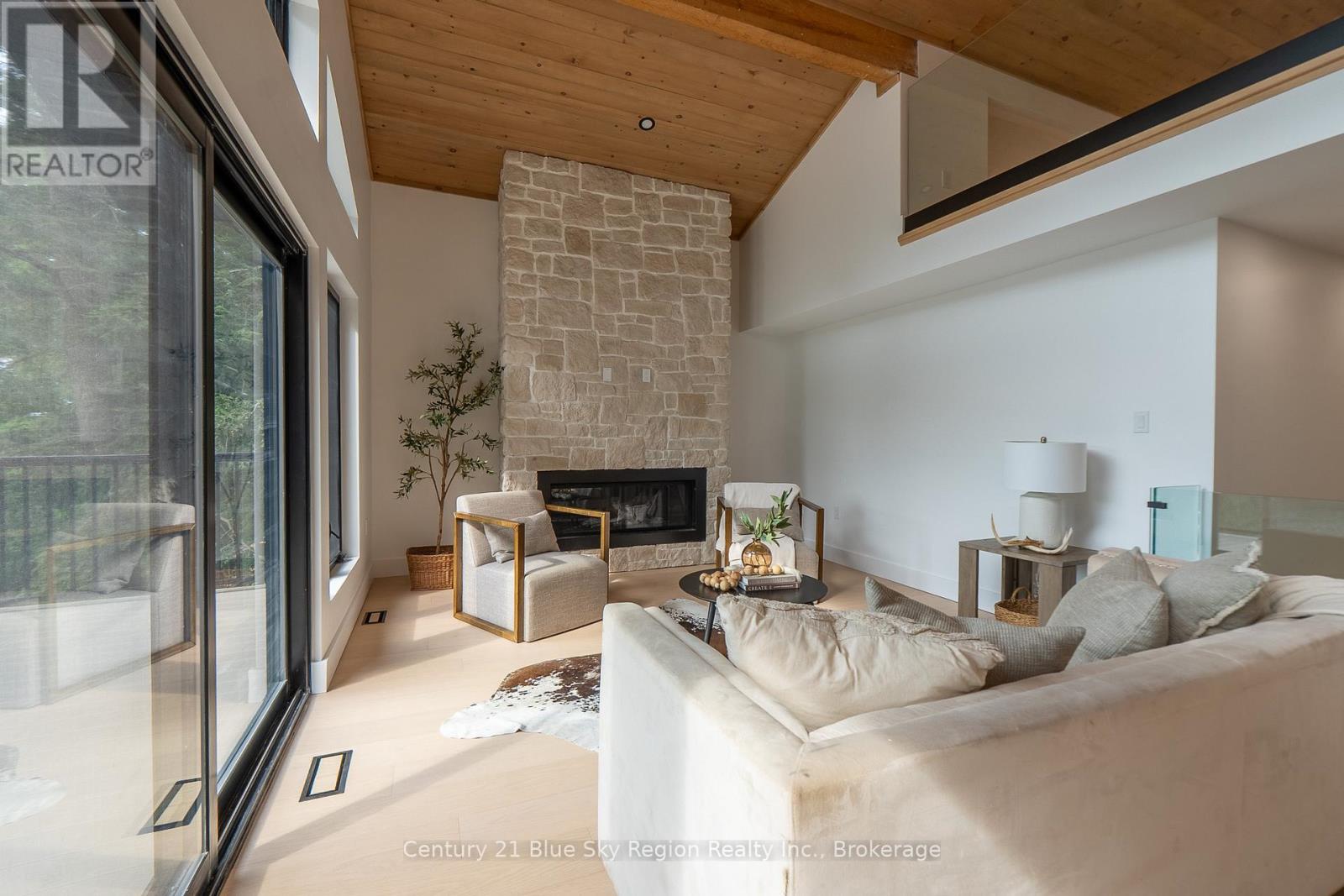 1951 E Peninsula Road, North Bay, Ontario  P1B 8G4 - Photo 33 - X12336553