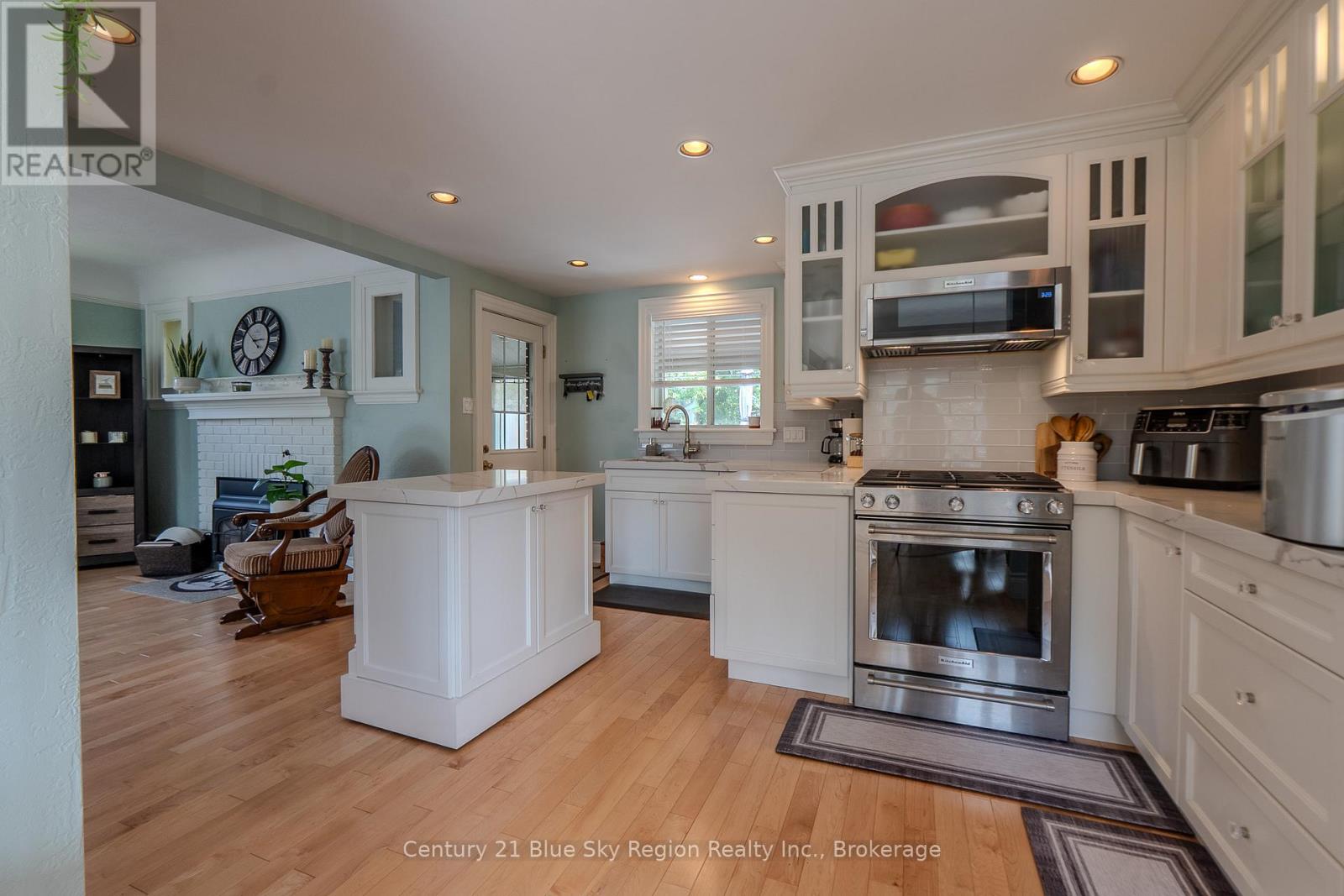 Property at 56 WHITNEY AVENUE image 5
