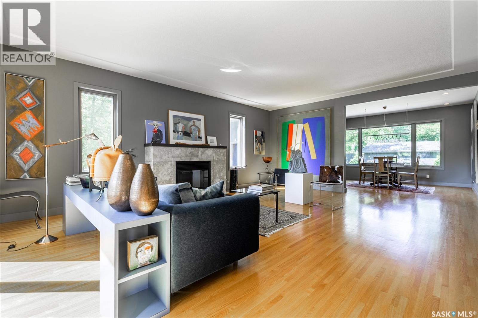Property at 611 8th AVENUE N image 3