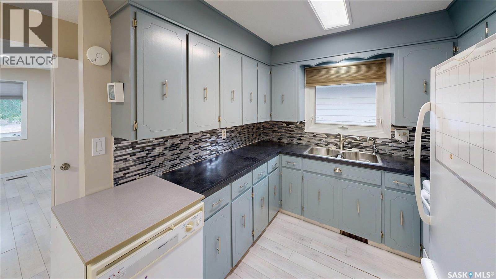 1018 Dewdney Avenue E, Regina, Saskatchewan  S4N 0C8 - Photo 8 - SK015239