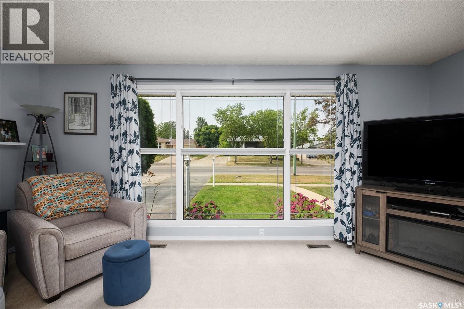 2474 15th Avenue E, Prince Albert, Saskatchewan  S6V 6J1 - Photo 4 - SK015222