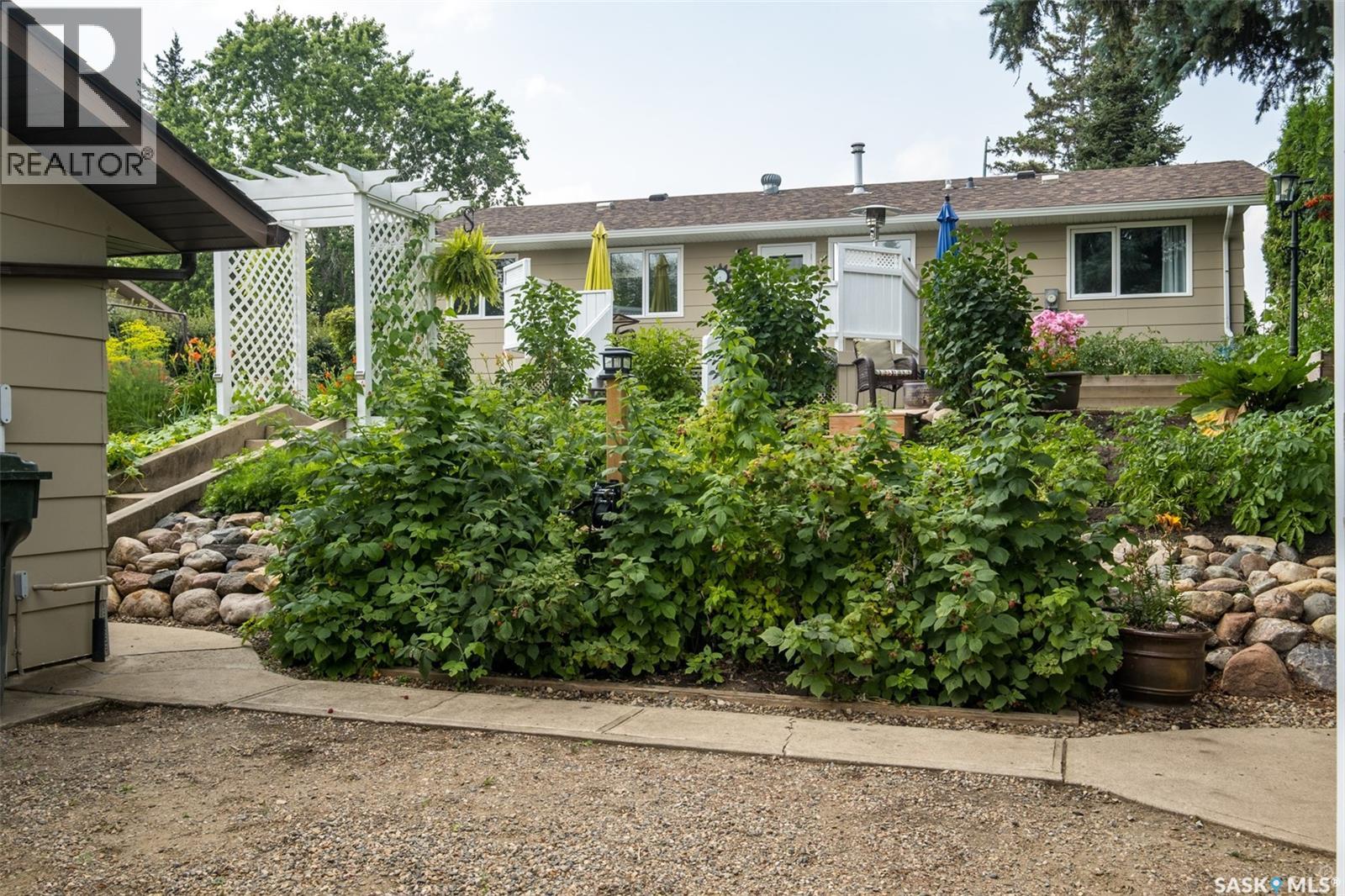2474 15th Avenue E, Prince Albert, Saskatchewan  S6V 6J1 - Photo 48 - SK015222