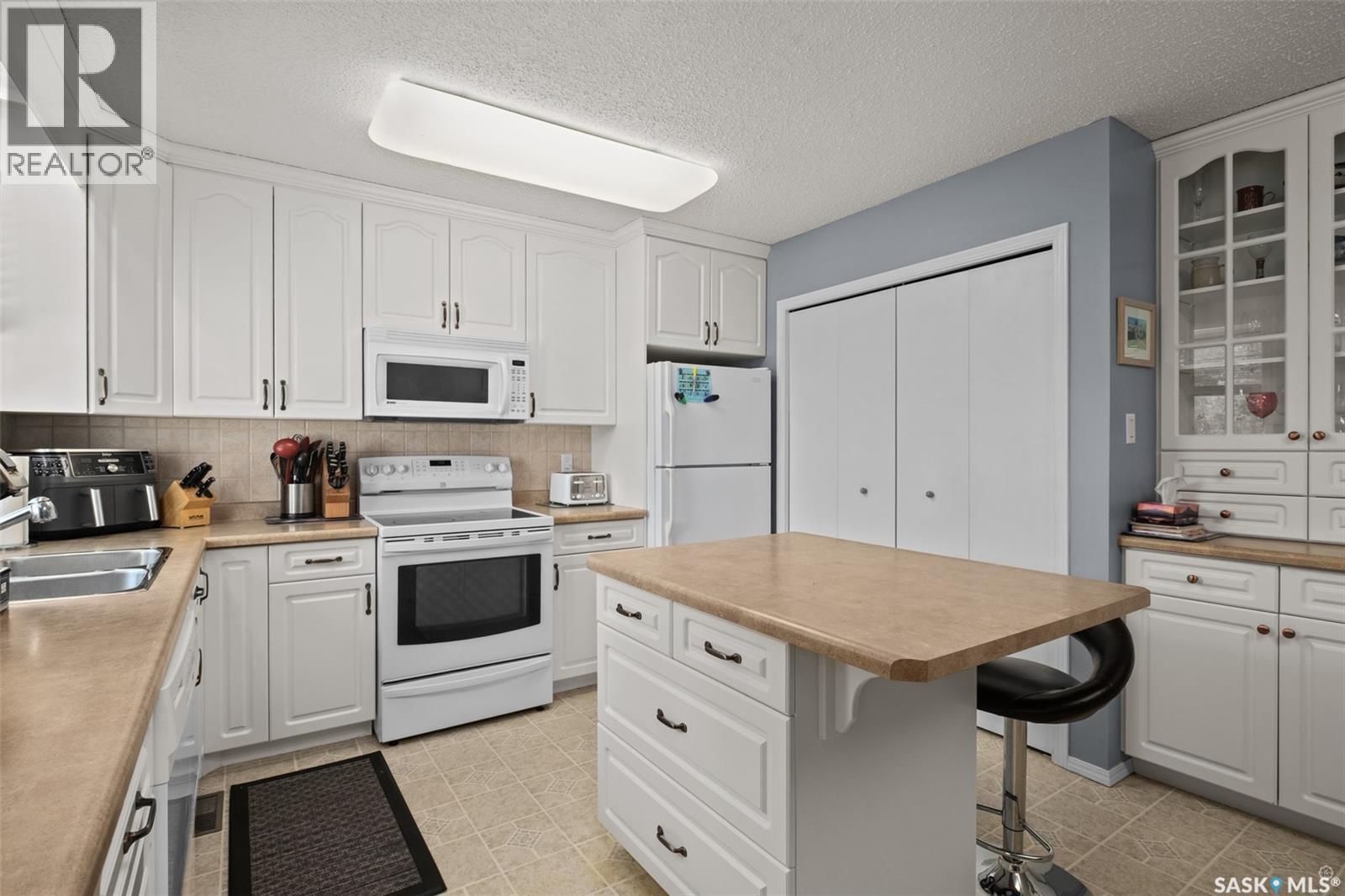 2474 15th Avenue E, Prince Albert, Saskatchewan  S6V 6J1 - Photo 9 - SK015222