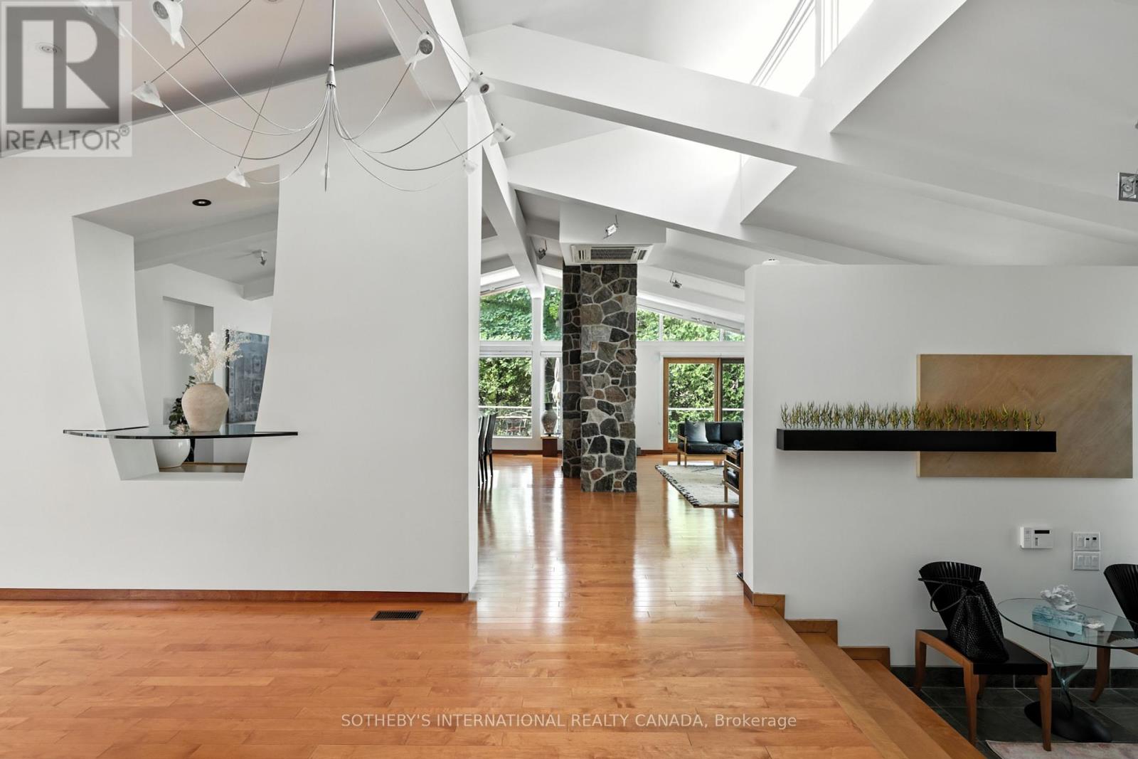 Property at 3 BLUEJAY PLACE image 3