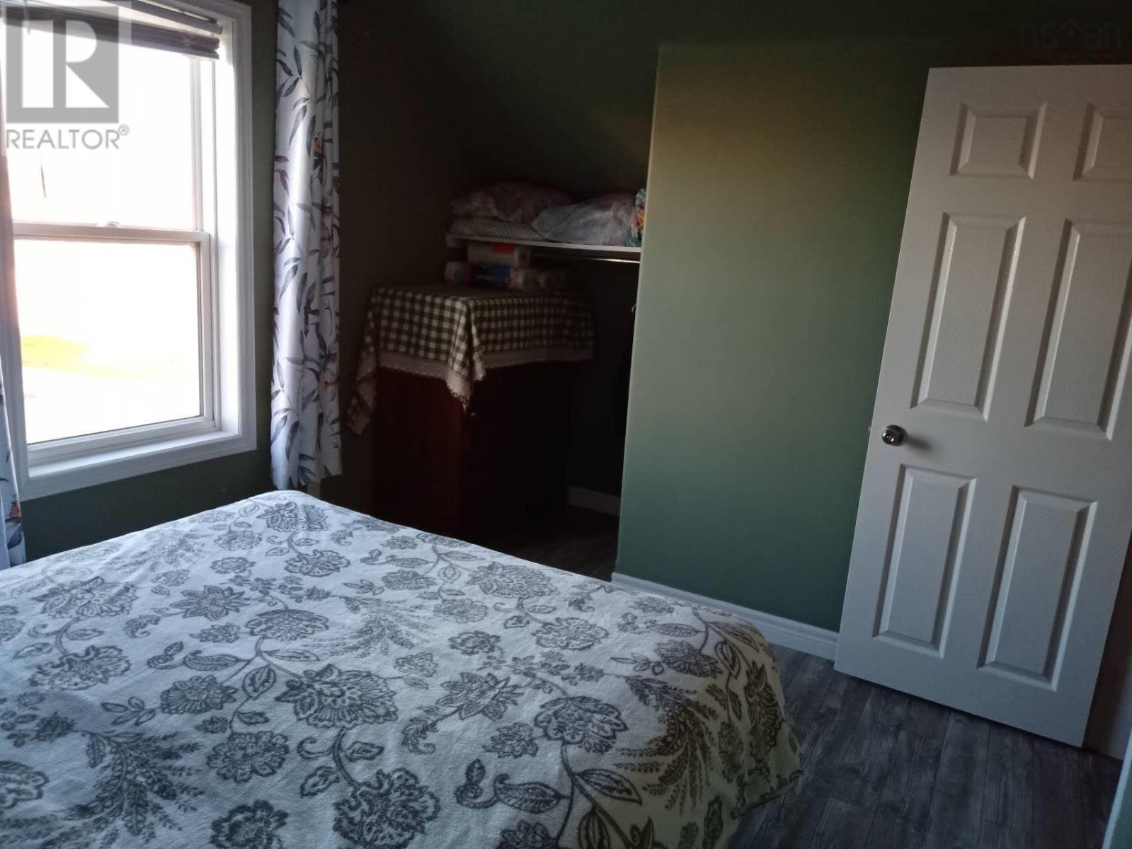 33 Howe Street, Glace Bay, Nova Scotia  B1A 5K4 - Photo 10 - 202513164