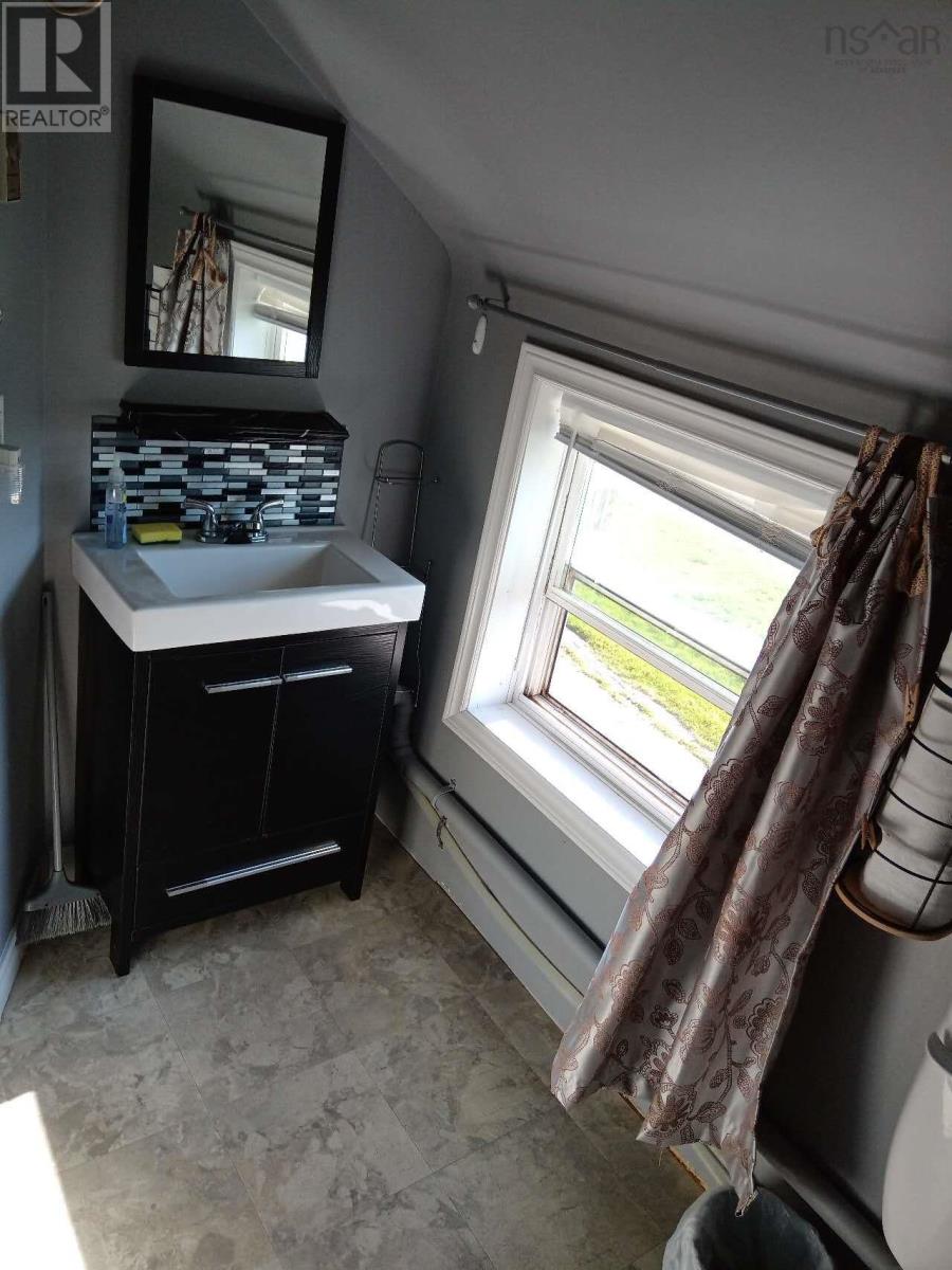 33 Howe Street, Glace Bay, Nova Scotia  B1A 5K4 - Photo 13 - 202513164