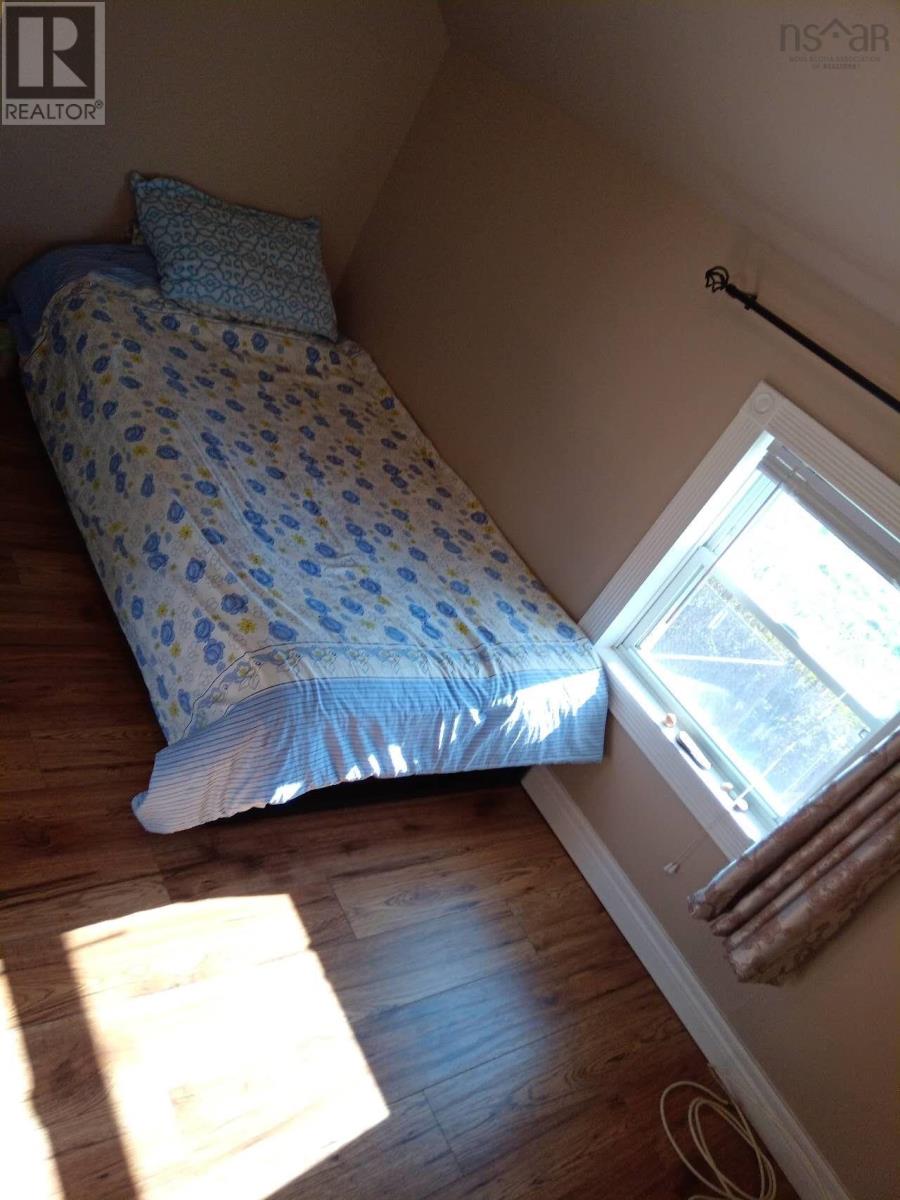 33 Howe Street, Glace Bay, Nova Scotia  B1A 5K4 - Photo 9 - 202513164