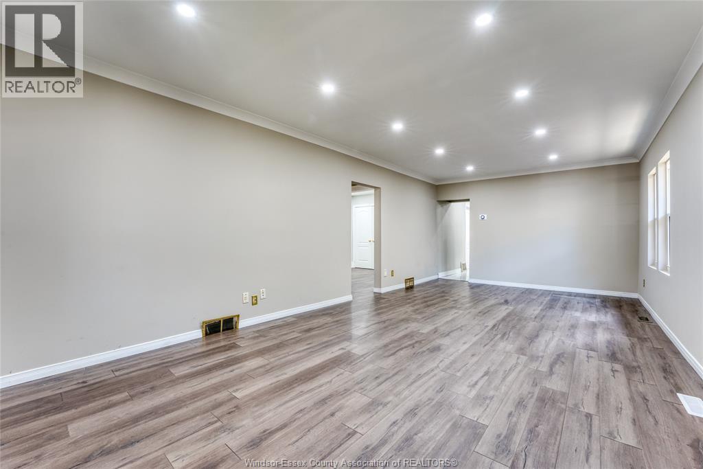 Property at 3243 MILLEN image 5