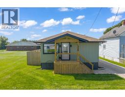 520 Mersea Rd 3, Leamington, Ontario