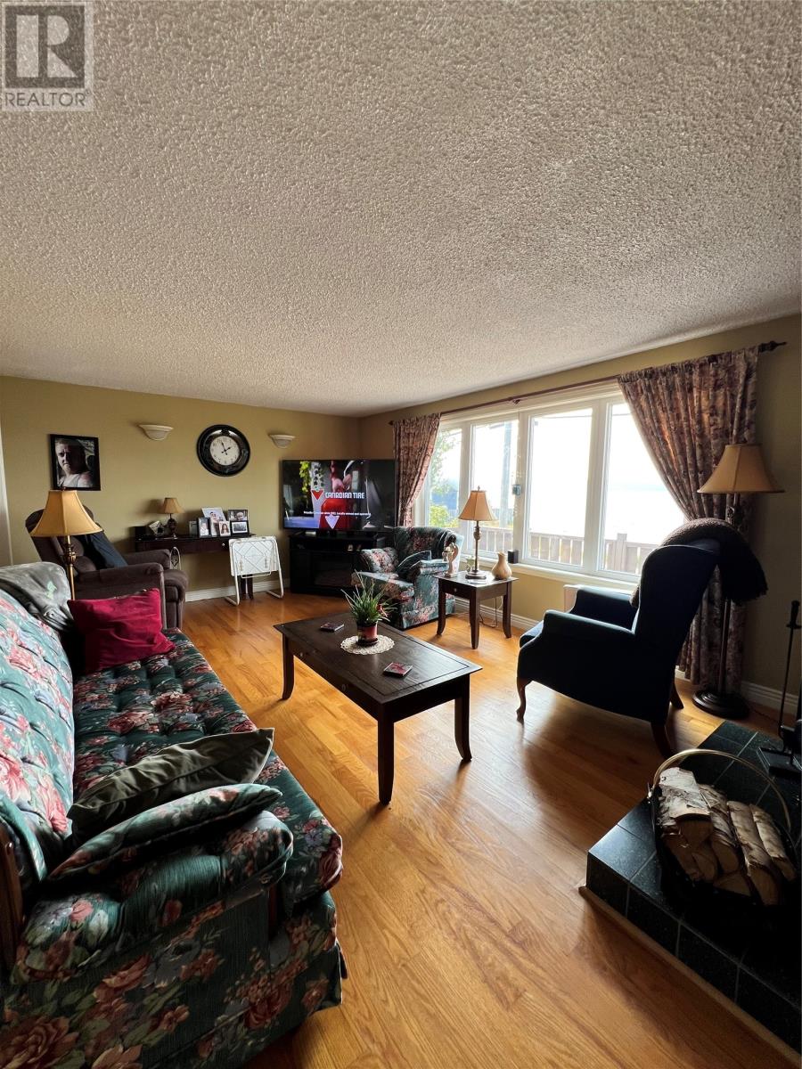 60 Main Road, Broad Cove, Newfoundland & Labrador   - Photo 9 - 1289017