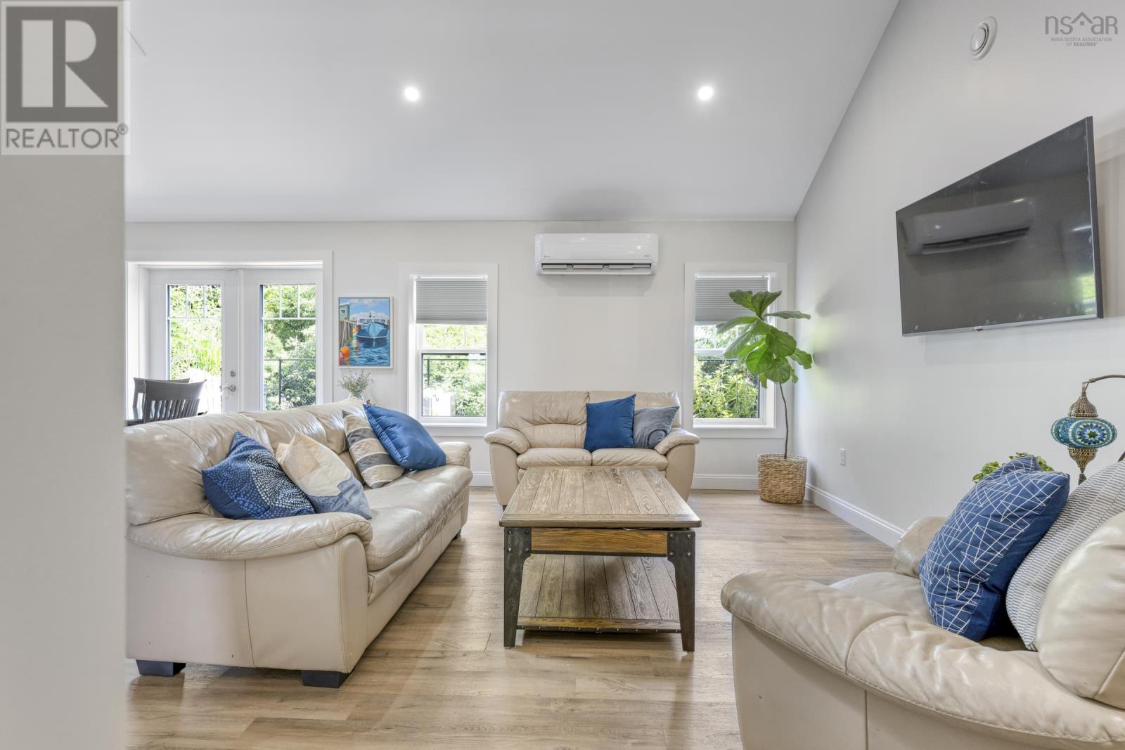 222 Adams Street, Lunenburg, Nova Scotia  B0J 2C0 - Photo 11 - 202516111