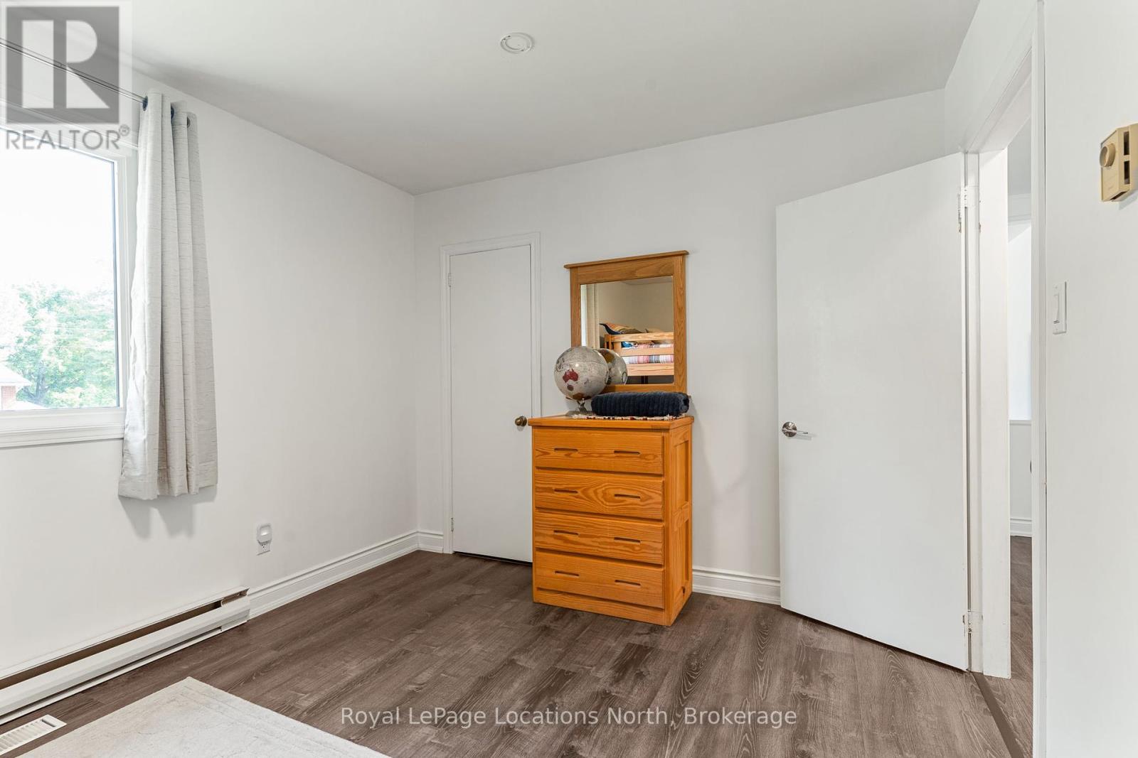 195 Aiken Street, Meaford, Ontario  N4L 1B3 - Photo 18 - X12251479