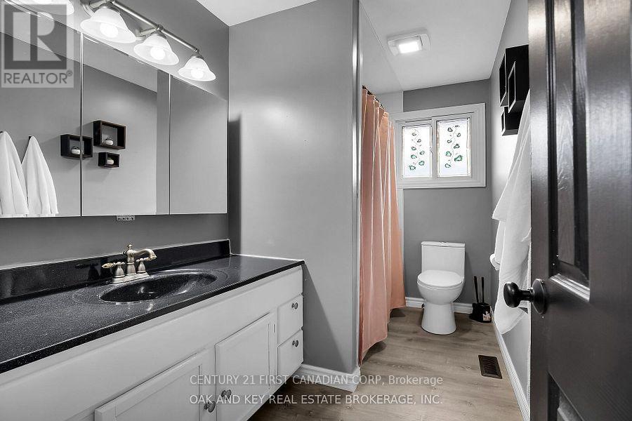 Main - 62 Wexford Avenue, London East, Ontario  N5V 1L9 - Photo 10 - X12336704