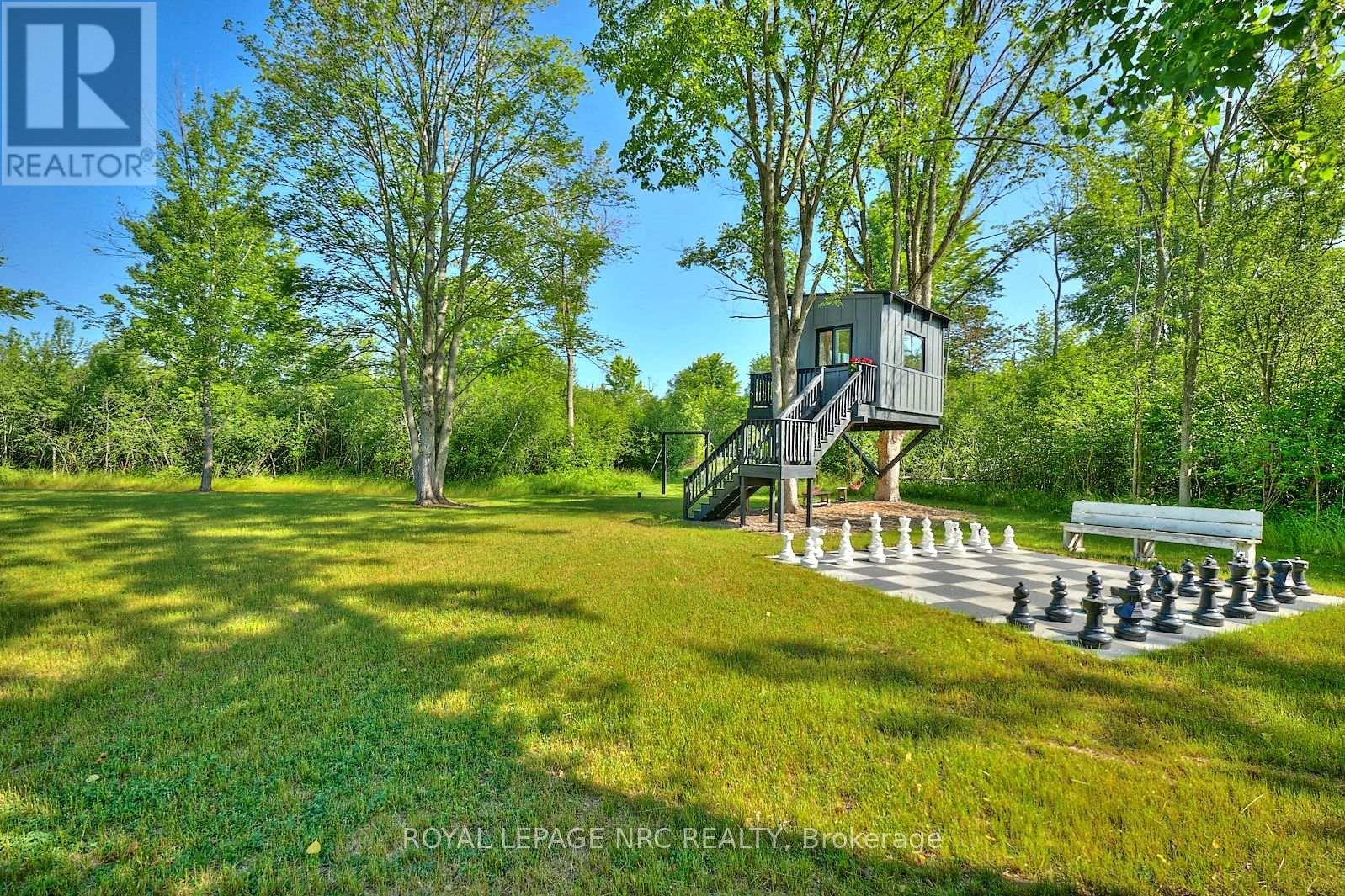 1904 Macdonald Drive, Fort Erie, Ontario  L2A 5M4 - Photo 43 - X12336685
