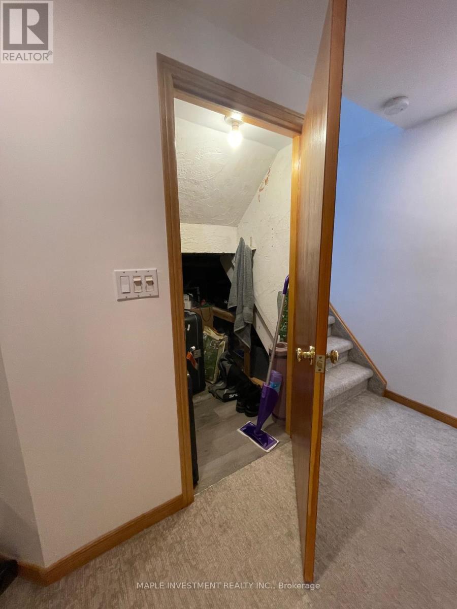 70 Broadpath Road, Toronto, Ontario  M3C 2B5 - Photo 25 - C12336541