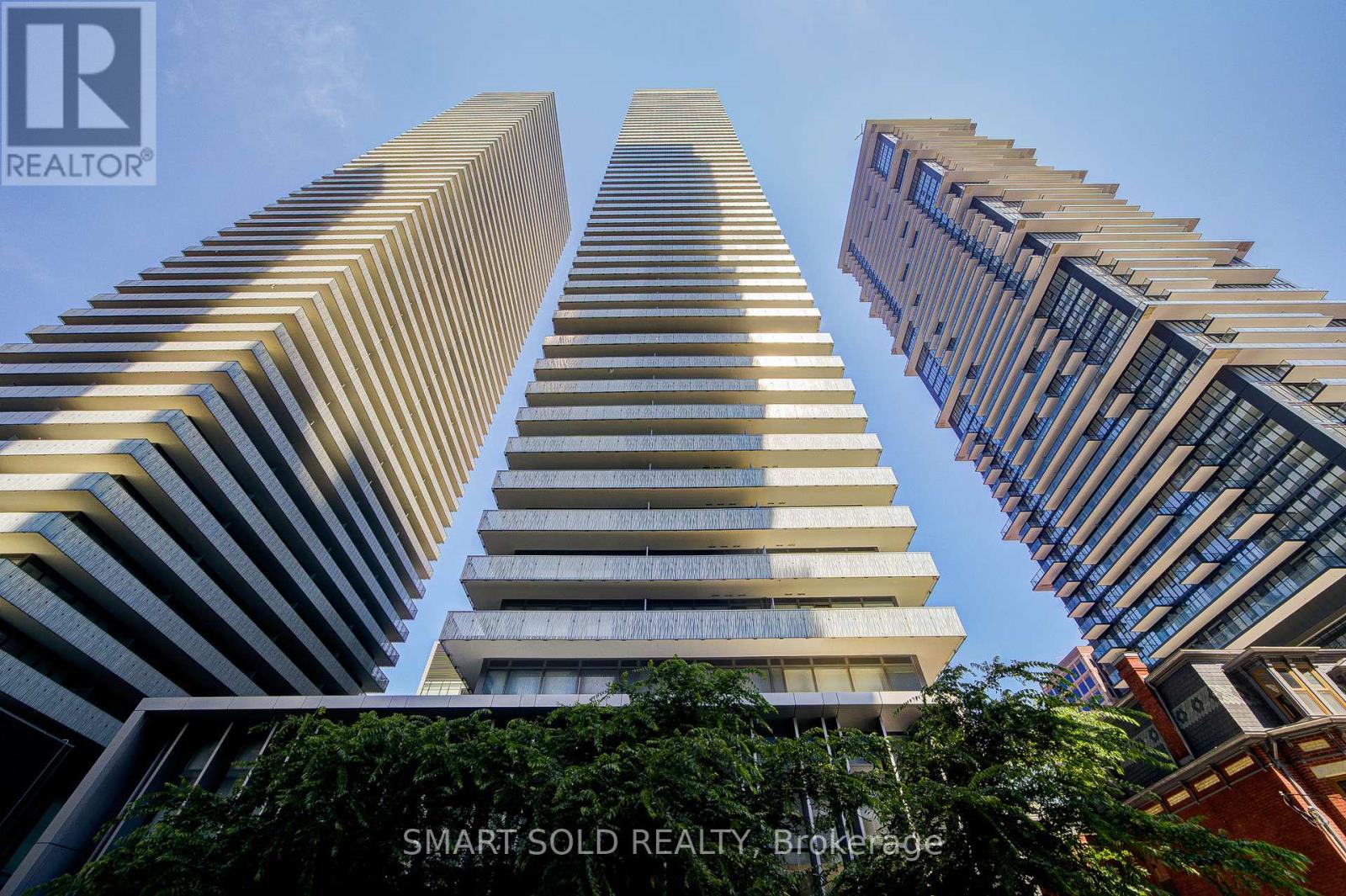 2909 - 50 Charles Street E, Toronto, Ontario  M4Y 0C3 - Photo 2 - C12336549