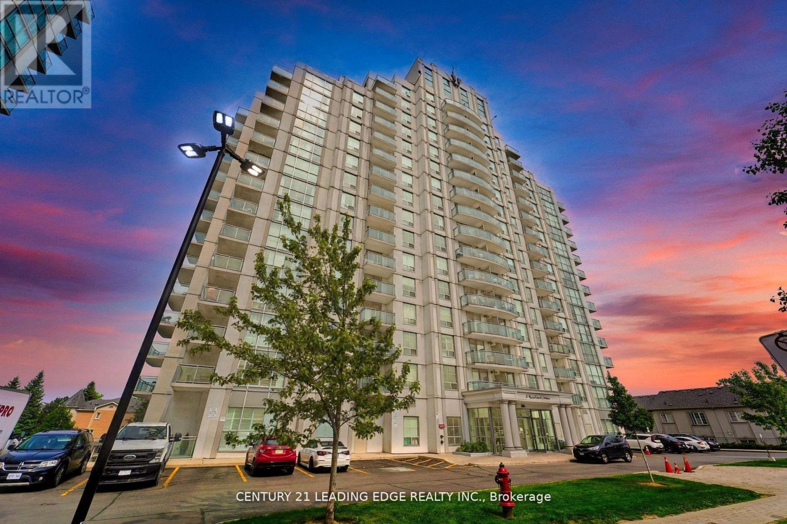 9C - 8 ROSEBANK DRIVE, Toronto, Ontario