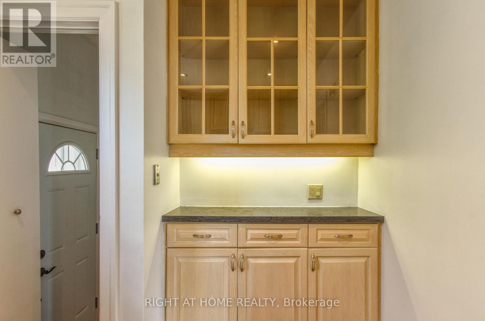 101 Eastville Avenue, Toronto, Ontario  M1M 2N8 - Photo 10 - E12336574