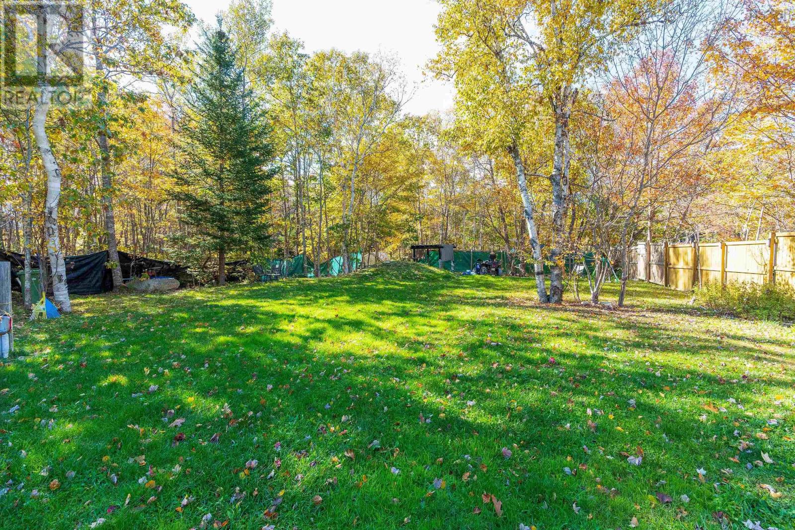 2706 St. Margaret's Bay Road, Timberlea, Nova Scotia  B3T 0G7 - Photo 38 - 202520221