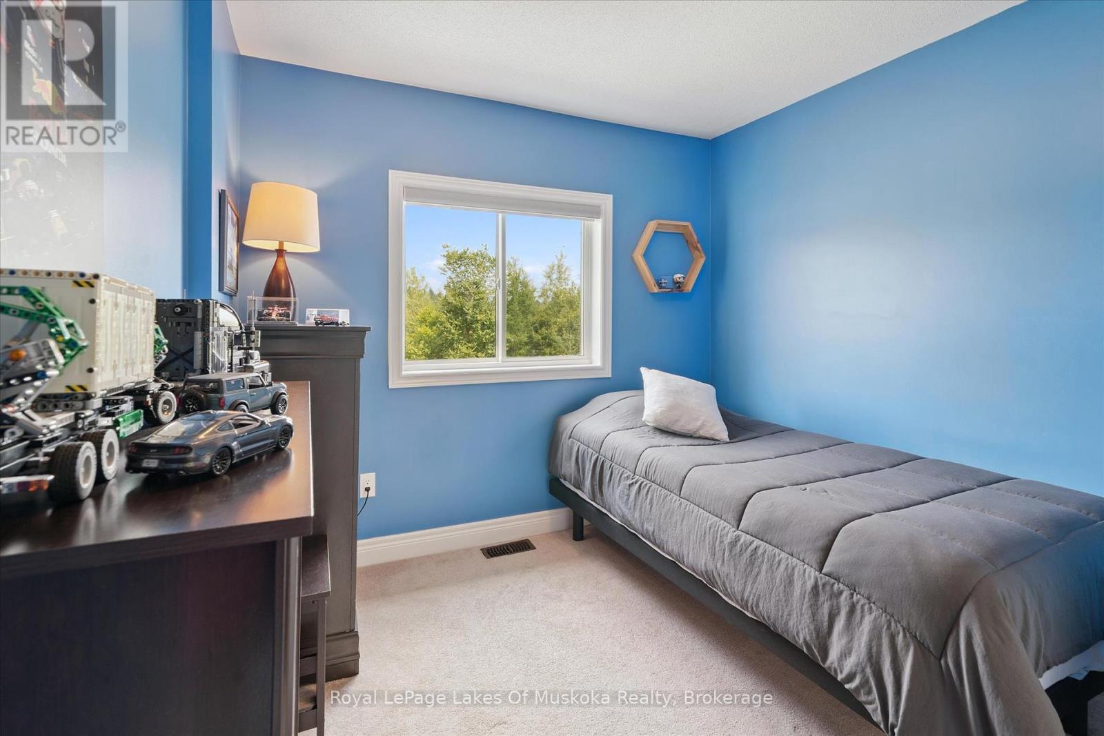 39 Little Ryan's Way, Bracebridge, Ontario  P1L 0C3 - Photo 14 - X12336688
