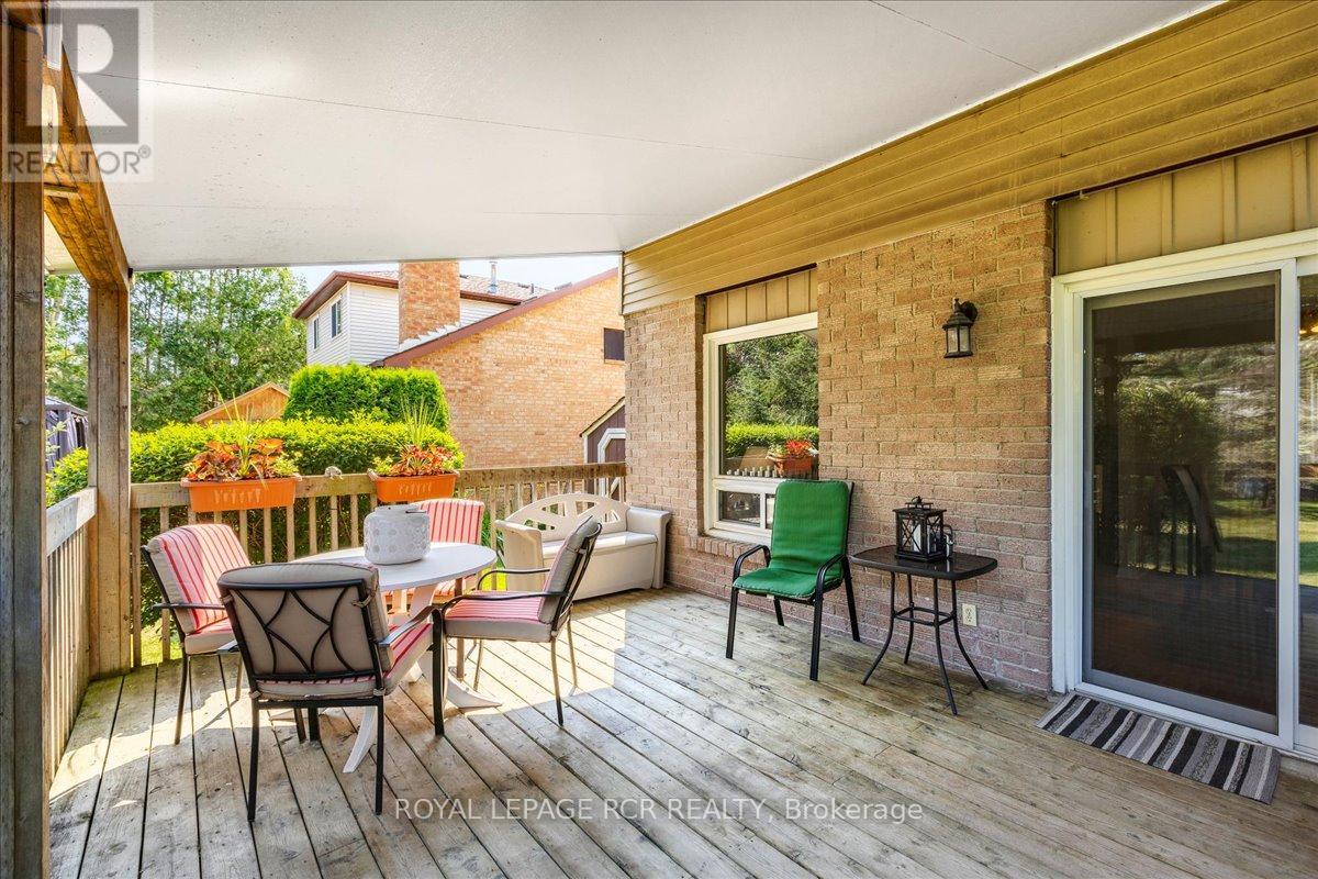 86 Princess Street, East Gwillimbury, Ontario  L0G 1M0 - Photo 14 - N12336591