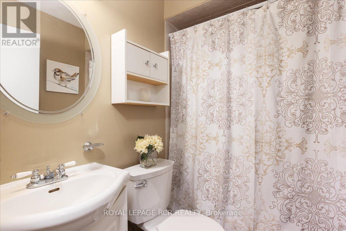 86 Princess Street, East Gwillimbury, Ontario  L0G 1M0 - Photo 19 - N12336591