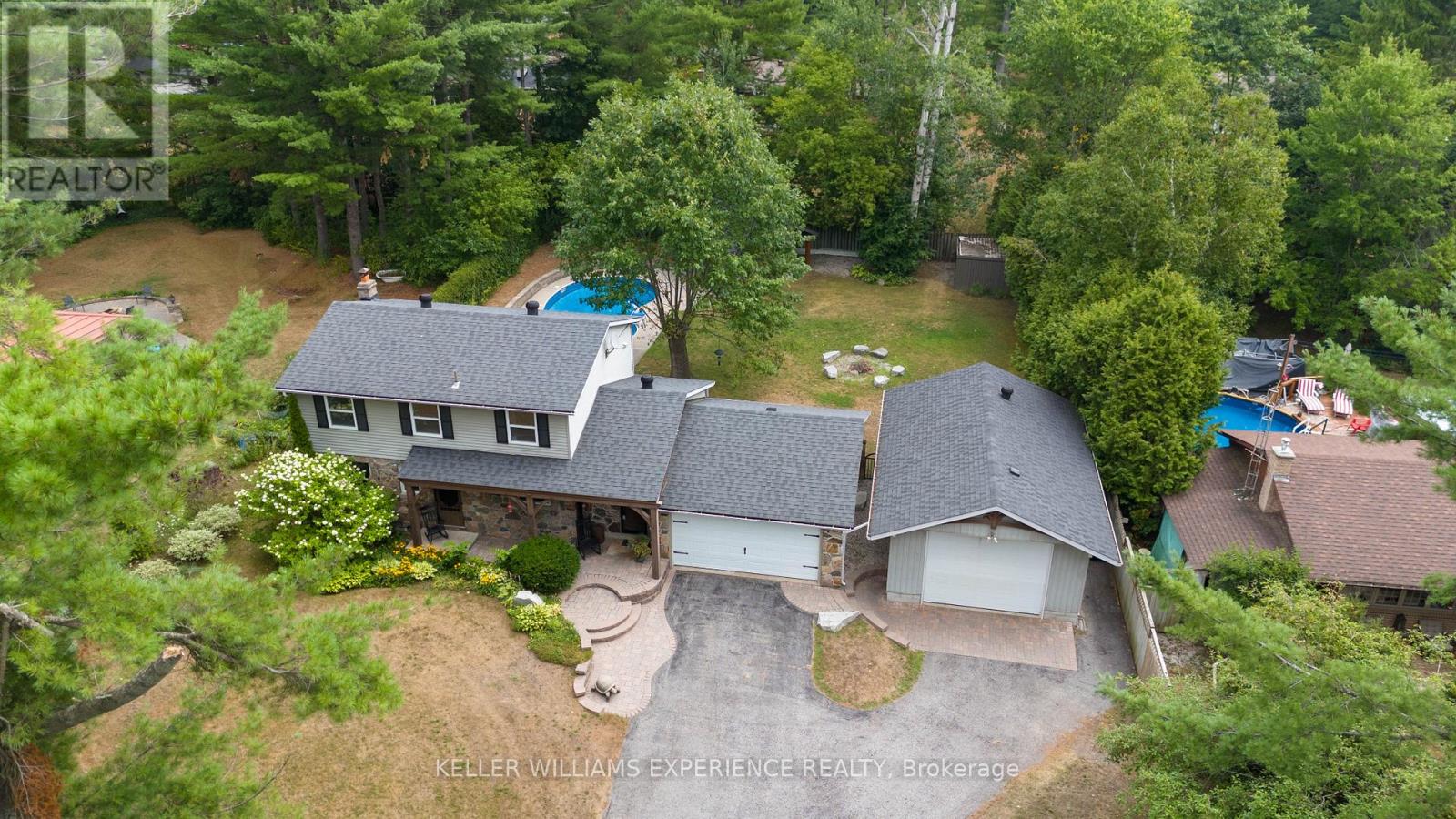 Property at 31 LAWRENCE AVENUE image 1