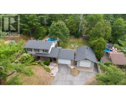31 LAWRENCE AVENUE, Springwater, Ontario