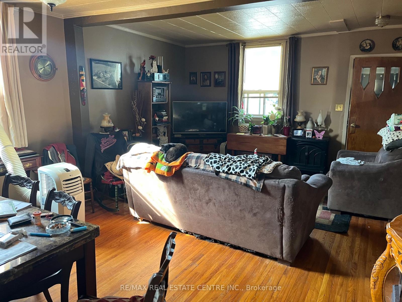 36 Trueman Street, Brampton, Ontario  L6W 3B3 - Photo 5 - W12334906