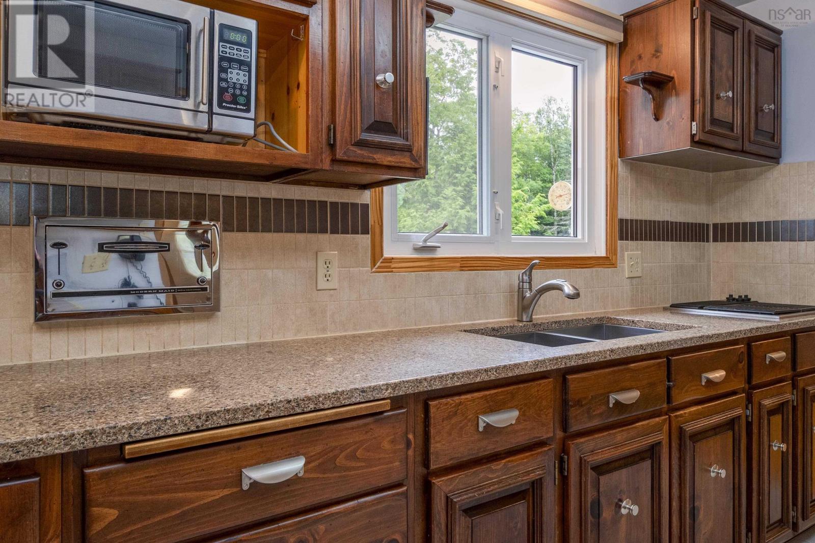 117 Etter Road, Mount Uniacke, Nova Scotia  B0N 1Z0 - Photo 5 - 202518180