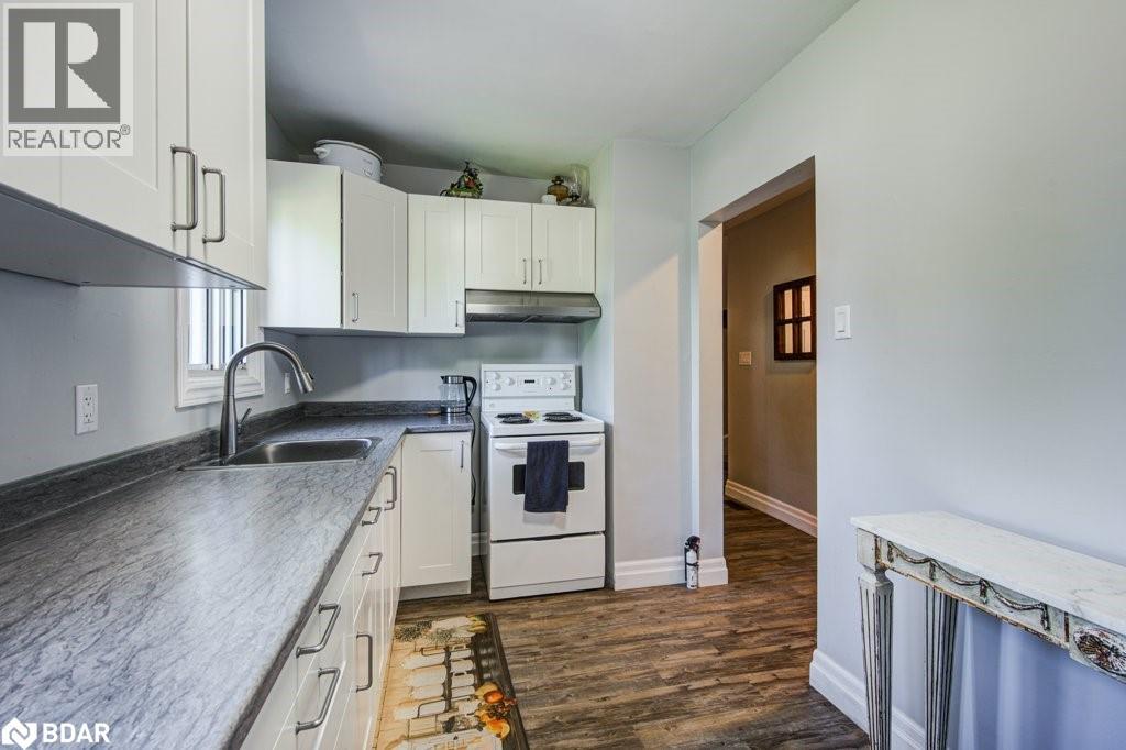 Photo 14 of 43 for 87 Dunkirk Drive