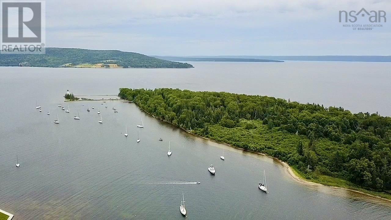 70 Water Street, Baddeck, Nova Scotia  B0E 1B0 - Photo 34 - 202511297