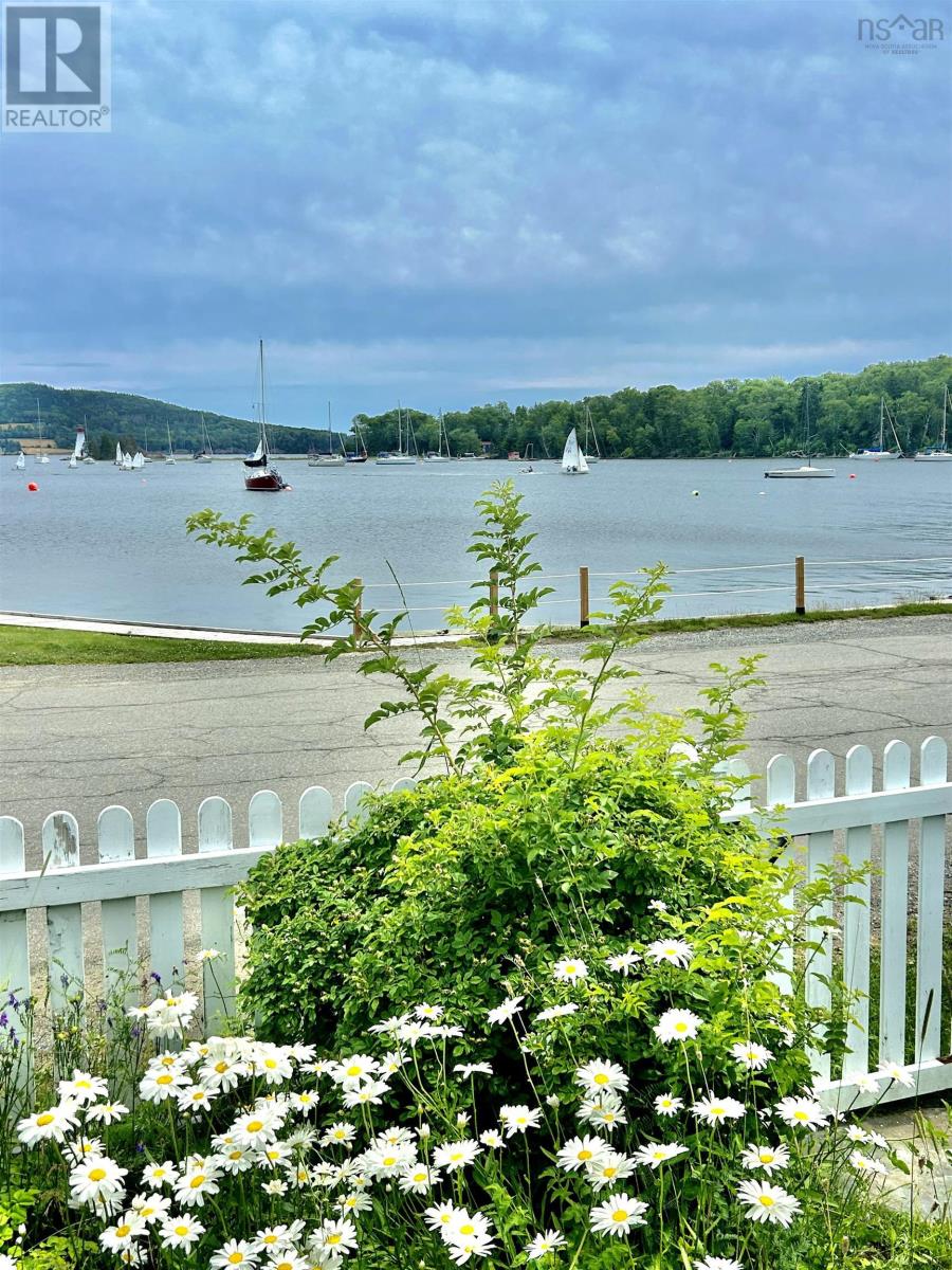 70 Water Street, Baddeck, Nova Scotia  B0E 1B0 - Photo 38 - 202511297