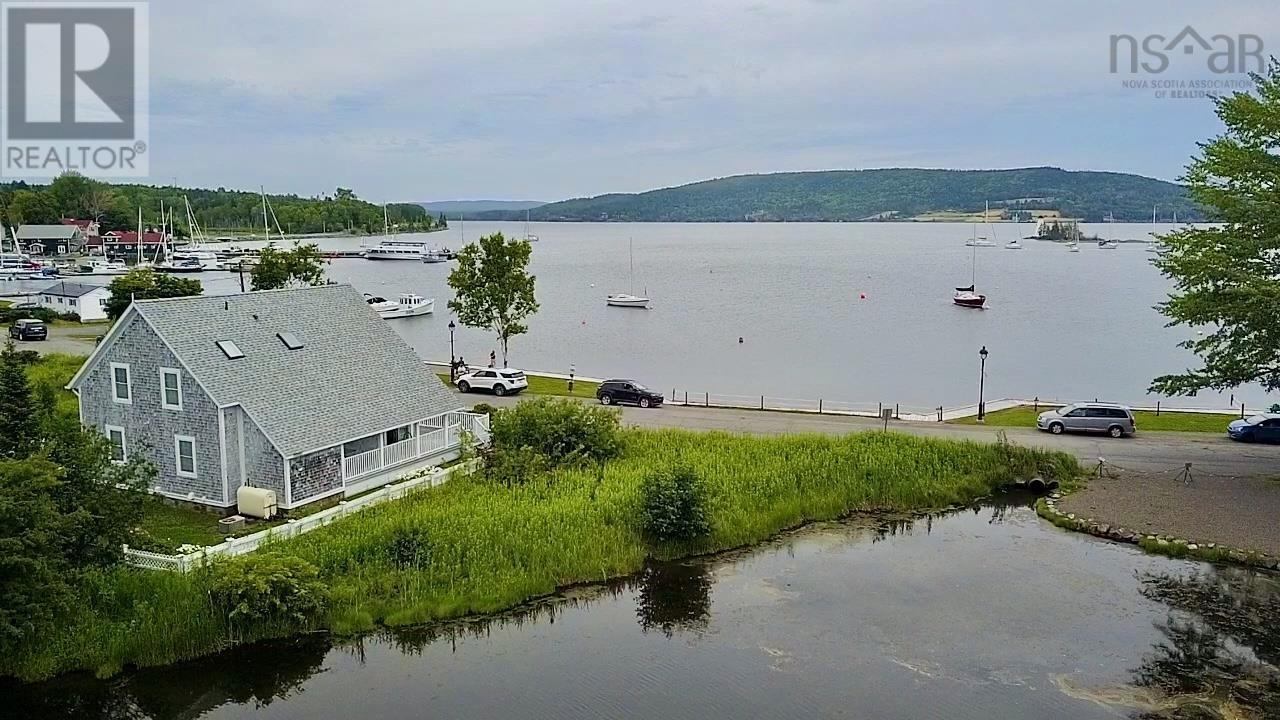 70 Water Street, Baddeck, Nova Scotia  B0E 1B0 - Photo 42 - 202511297