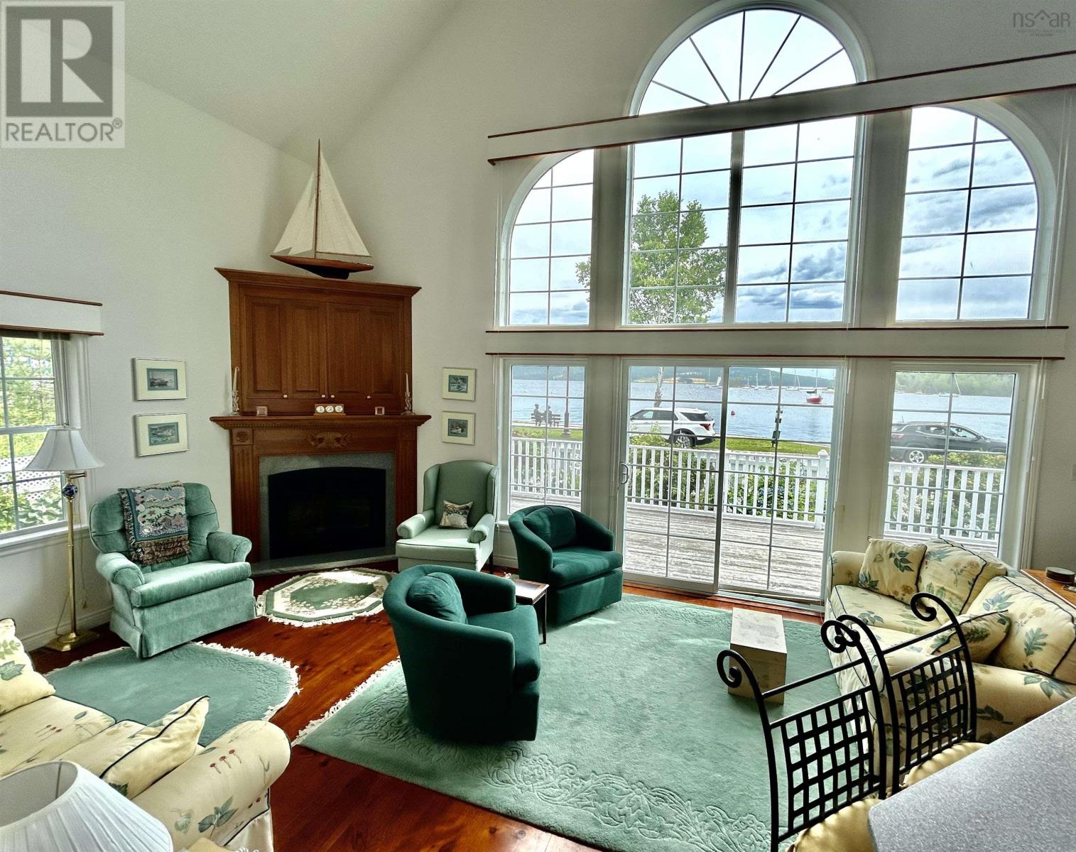 70 Water Street, Baddeck, Nova Scotia  B0E 1B0 - Photo 3 - 202511297