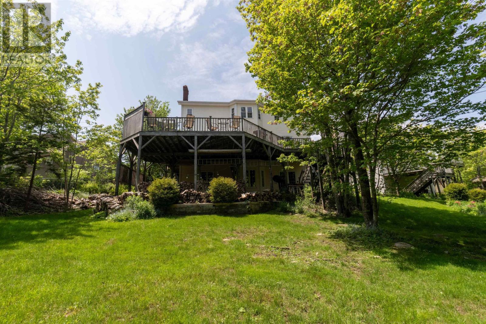 35 Castlewood Drive, Cole Harbour, Nova Scotia  B2V 2R3 - Photo 6 - 202514181