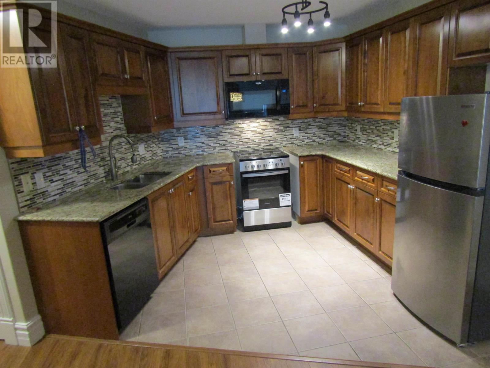 205 87 Pebblecreek Crescent, Dartmouth, Nova Scotia  B2W 0J9 - Photo 14 - 202518932
