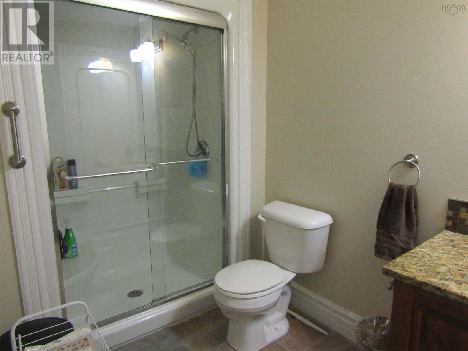 205 87 Pebblecreek Crescent, Dartmouth, Nova Scotia  B2W 0J9 - Photo 35 - 202518932